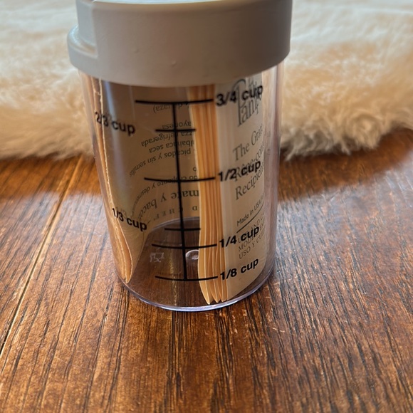 New pampered chef container - Picture 4 of 5